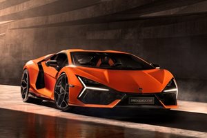 Ще има премиера на по-екстремна версия на Lamborghini Revuelto.