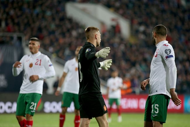 България загуби катастрофално от Англия с 0:6 в София