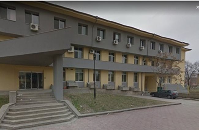 Болницата в Асеновград.
