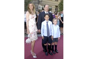 Борис и по-малкият му брат Белтран като деца заедно с родителите си Мириам де Унгрия и княз Кардам Търновски. Момчетата са на 10 и 9 години, когато става автомобилната катастрофа с родителите им.