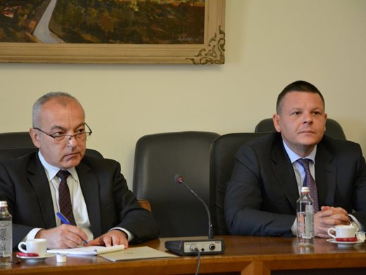 Гълъб Донев: Ще разработим мярка за подкрепа на транспорта