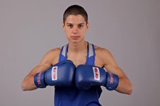 Профибоксьорът Тинко Банабаков: Олимпийският бокс ме разочарова Започнах да тренирам заради "Роки"