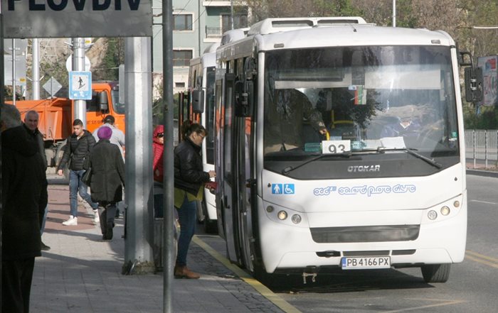 Увеличават поетапно цената на автобусните билети
Снимка: Архив