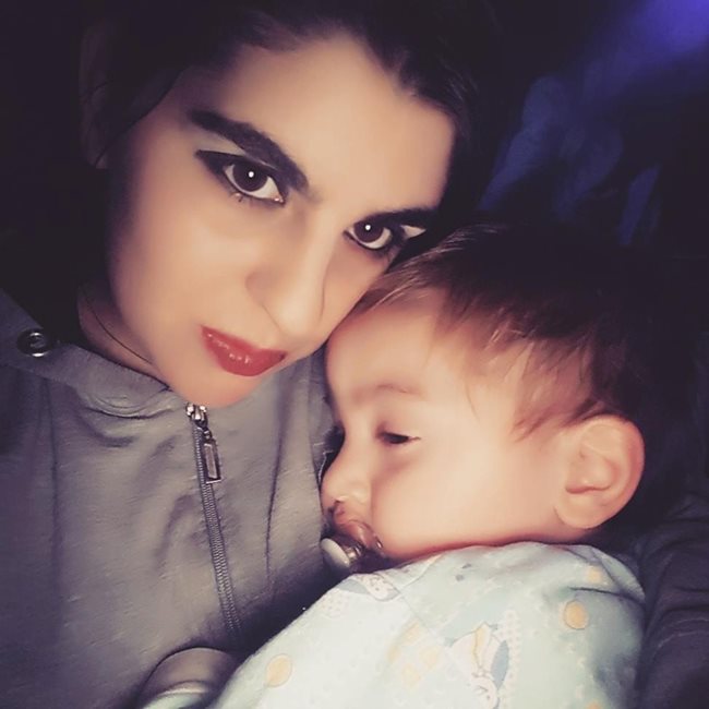 Николета Пашалийска и бебе Алекс