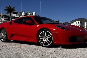 Продава се Ferrari F430, принадлежало на Доналд Тръмп