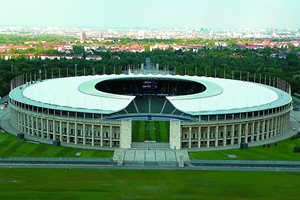 Олимпийският стадион в Берлин, където ще е финалът на Евро 2024.