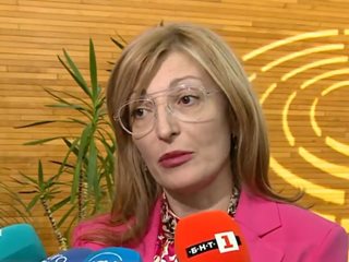 Екатерина Захариева: От ден едно трябва да запретнем ръкави и да започнем да работим (Видео)