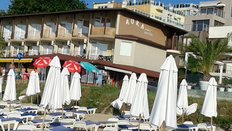 Семеен хотел Аура ви очаква за вашата прекрасна лятна почивка!