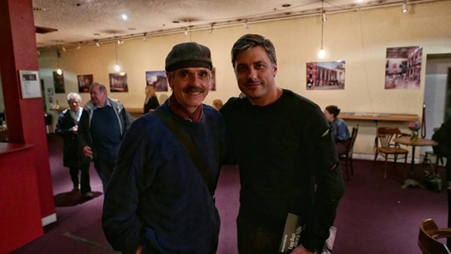 Карамазов се снима с Джеръми Айрънс.  СНИМКА: ФЕЙСБУК