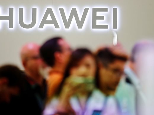 Американски съд отхвърли жалба на Huawei за ограниченията върху бизнеса й