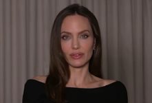 Анджелина Джоли се завръща като господарката на злото