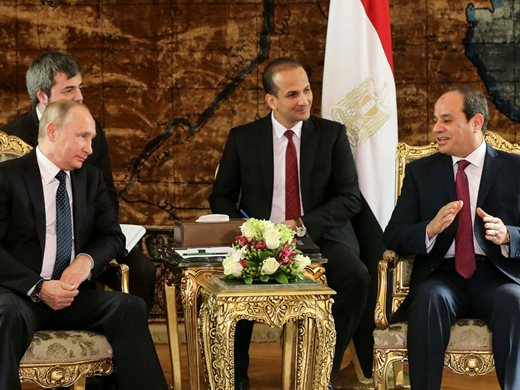 Путин подписа с Египет за строеж на първата АЕЦ в страната
