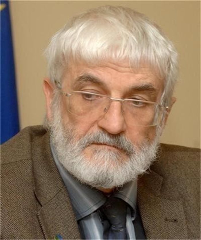 Бившият председател на Сметната палата Валери Димитров.