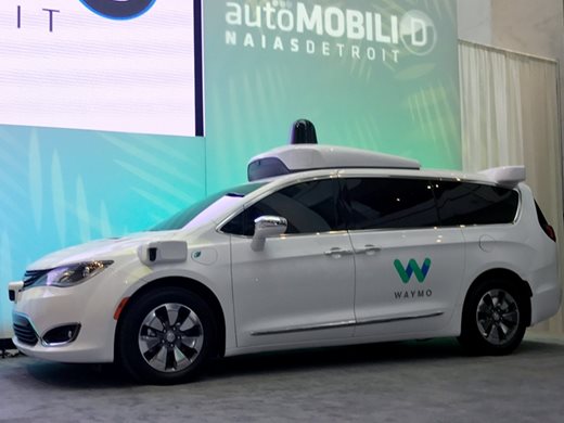 Google показа нова система за кола без шофьор на салона в Детройт ехнологичният