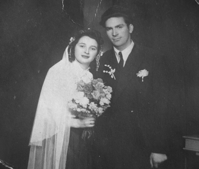 Сватбата на Желязко Демирев с първата му съпруга Евдокия.
