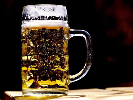 След минерална вода, българинът пие най-много бира