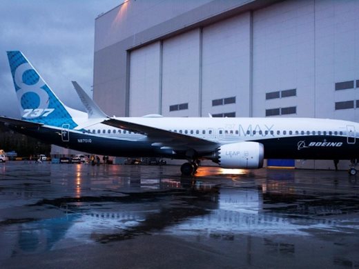 "Боинг" спира производството на 737 MAX?