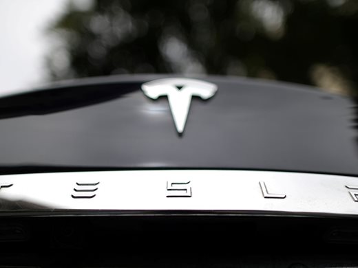 Tesla увеличава цените в Китай по-рано от планираното заради търговската война