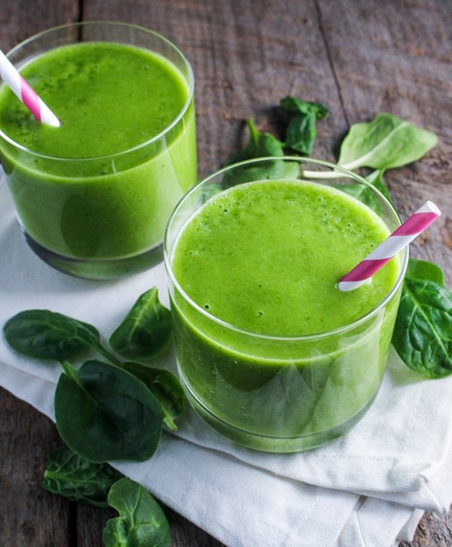 Зелените напитки доставят на тялото витамини и вдигат тонуса.