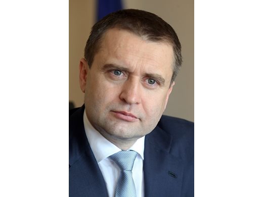 Бойко Атанасов внесе кандидатурите за зам.-шефове на финансовия надзор